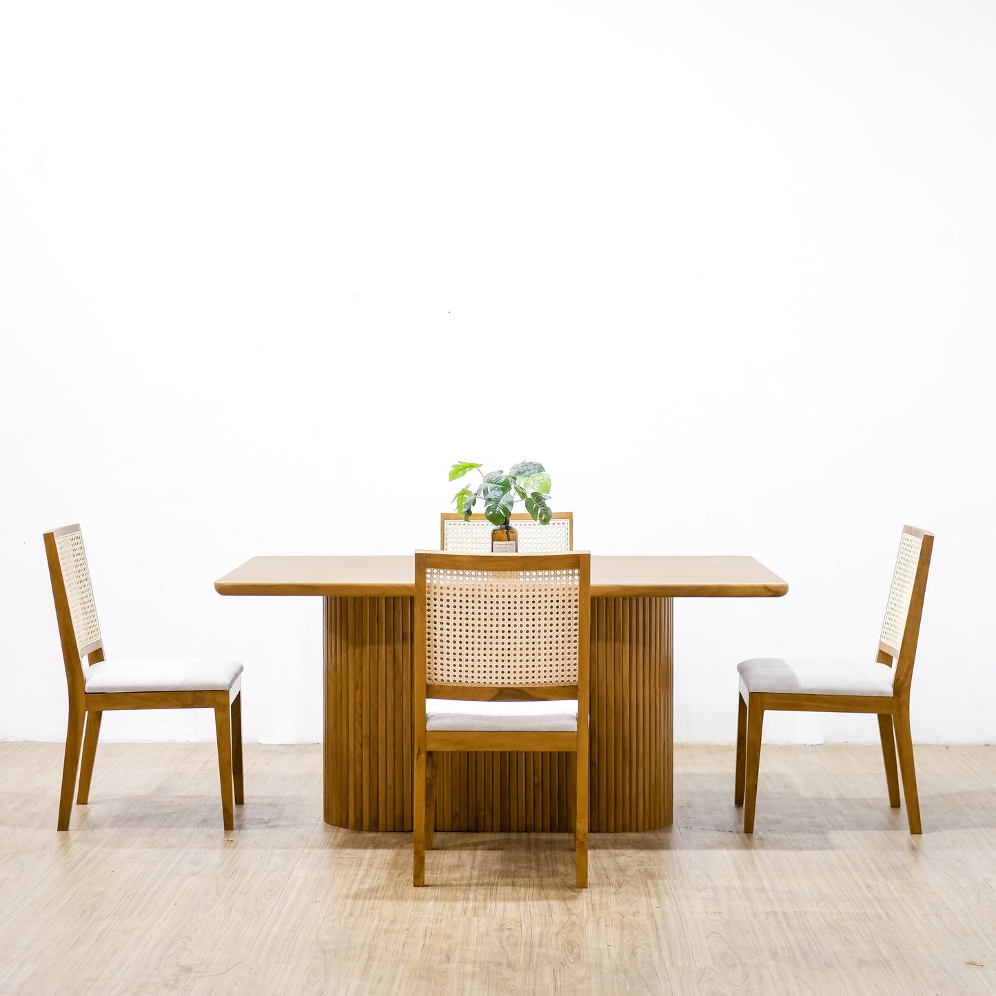 Rae Dining Set