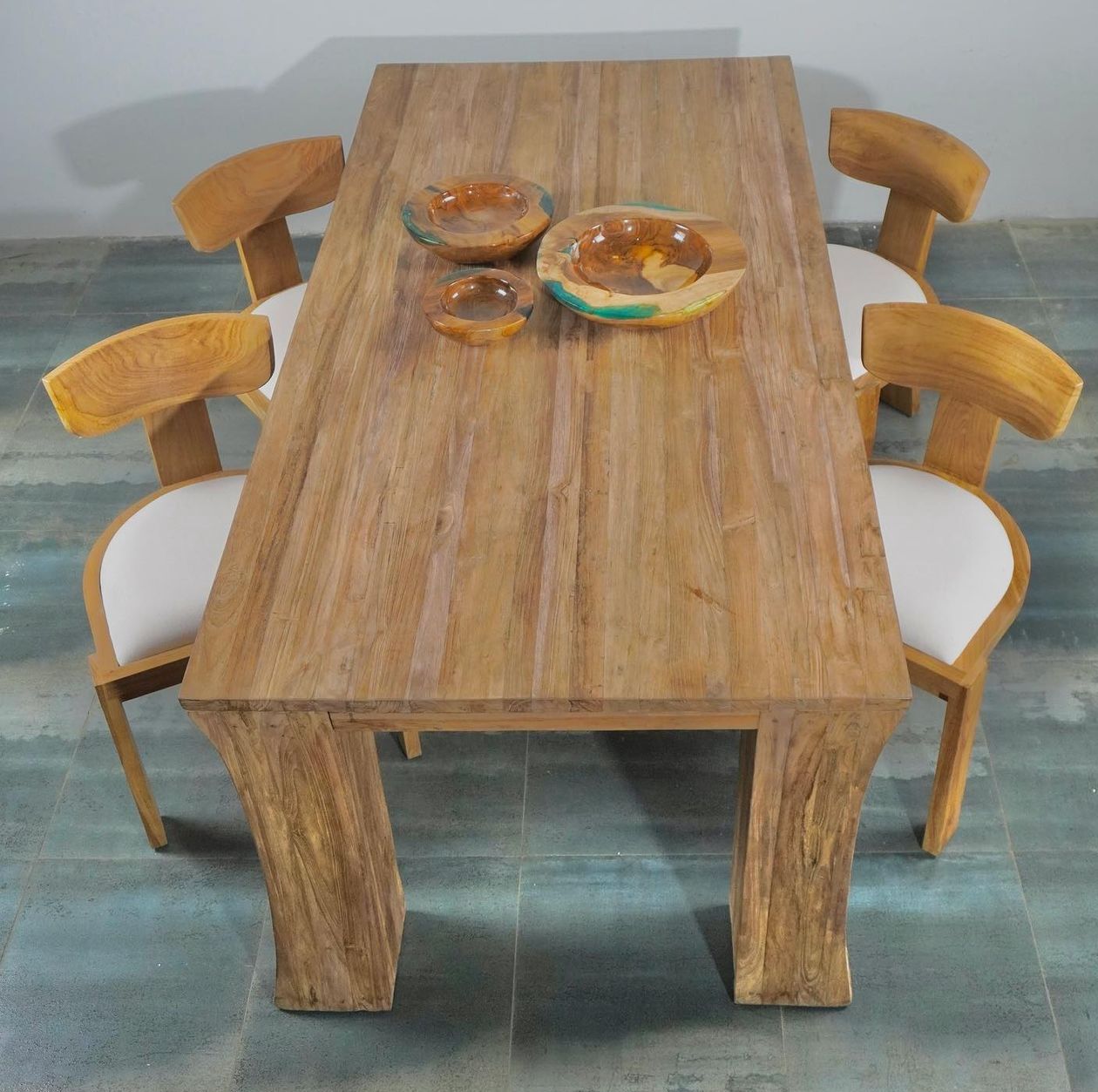 Poliv Dining Set